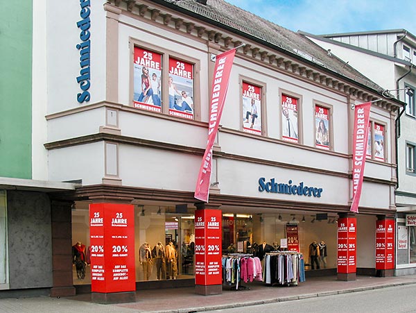 25 Jahre Modehaus Schmiederer in Achern - Abbildung des Gebäudes